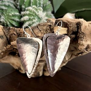Silpada Vintage Rare.925 Sterling Silver Triangular Silver Earrings